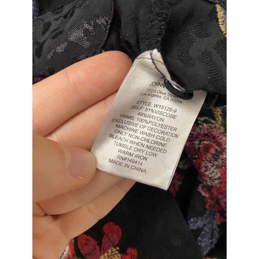 Johnny Was Sassiba Pintuck Raglan Button Up Women’s S Black Embroidered Floral - Picture 10 of 10